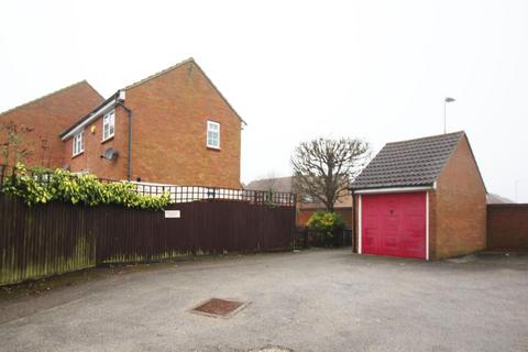 3 bedroom end of terrace house for sale, The Pastures, Stevenage
