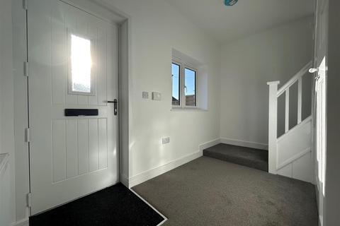 3 bedroom detached house for sale, Shenstone Avenue, Halesowen, West Midlands