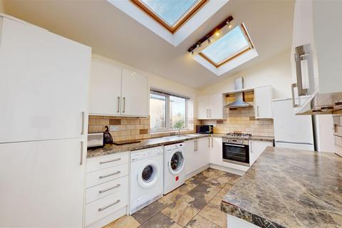 30 Low Ash Crescent, Shipley, BD18 1JB
