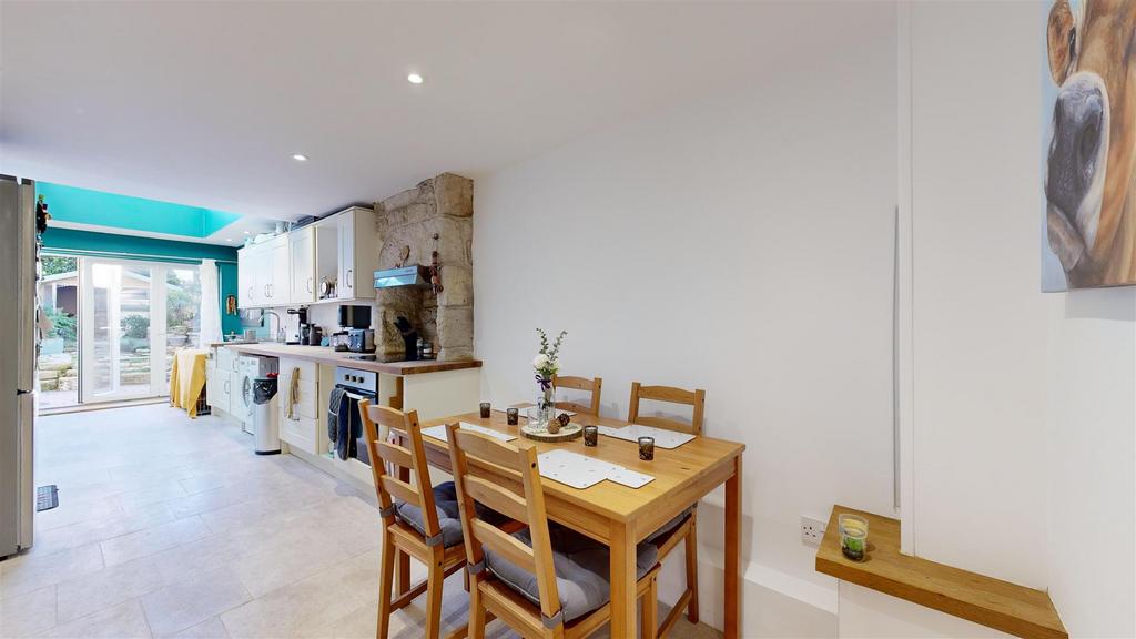 Easton Square, Portland 2 bed terraced house for sale £250,000
