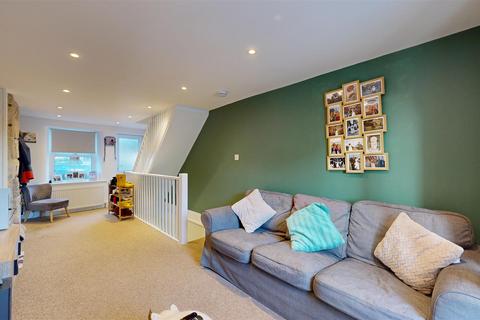 2 bedroom terraced house for sale, Easton Square, Portland