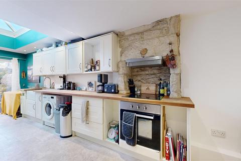 2 bedroom terraced house for sale, Easton Square, Portland
