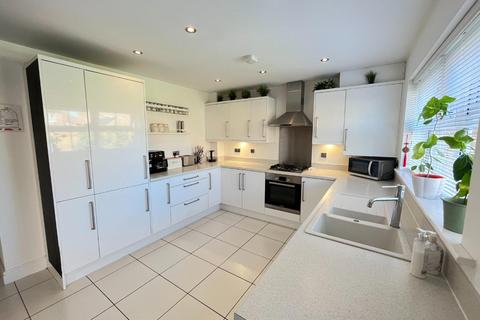 10 Oak Drive, Sowerby, Thirsk, YO7 3RF
