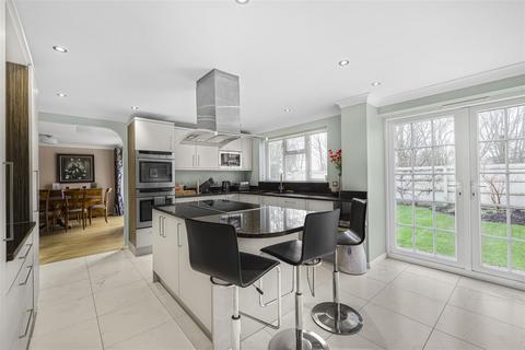 9 Skiver Close, Sawston, Cambridge, CB22 3UN