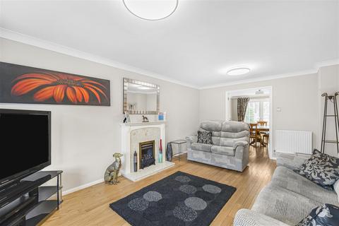 9 Skiver Close, Sawston, Cambridge, CB22 3UN