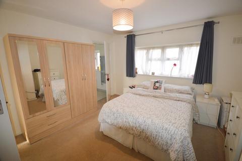 4 bedroom house to rent, Hargrave Close, Stansted