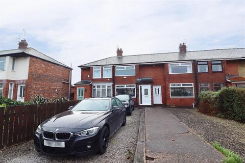 2 bedroom terraced house for sale, Bloomfield Avenue, Hull