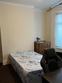 3 bedroom terraced house to rent, Gresham Road, Middlesbrough
