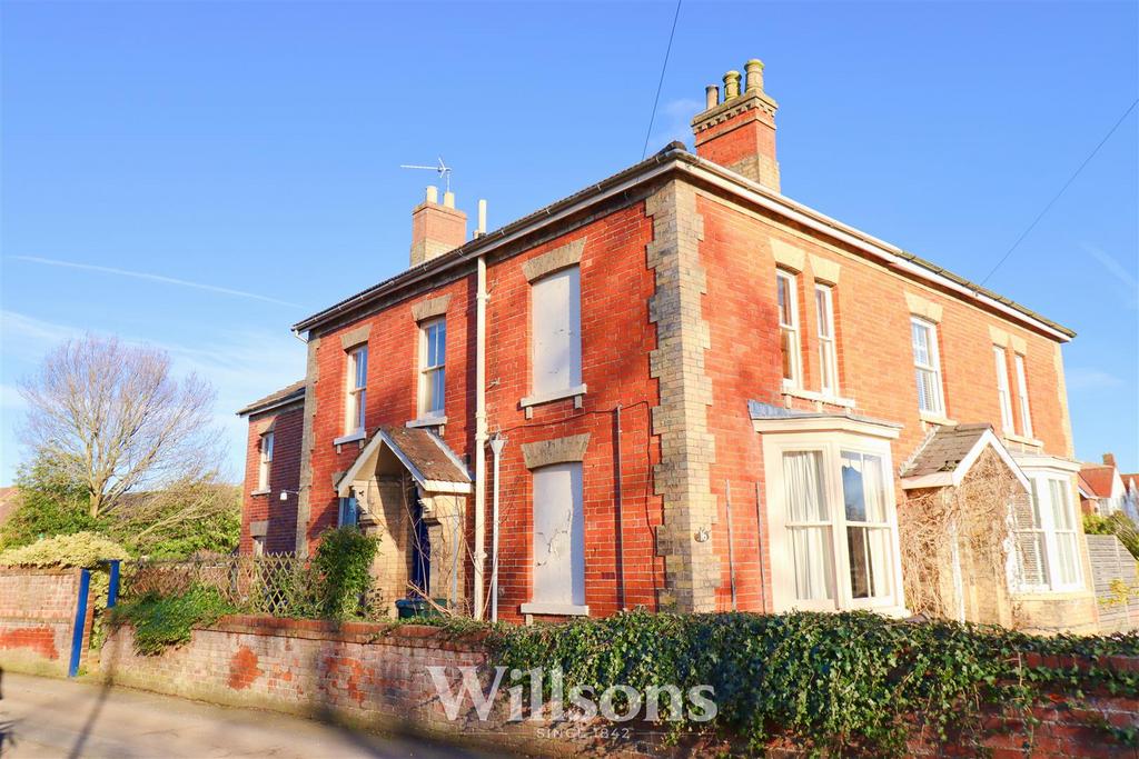 Hundleby Road, Spilsby 3 bed semidetached house for sale £185,000