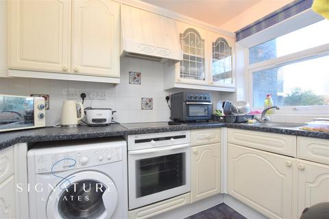 1 bedroom maisonette for sale, Castano Court Abbots Langley Hertfordshire