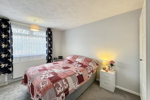 60 Blackdown Avenue, Rushmere St Andrew, Ipswich, IP5 1AY