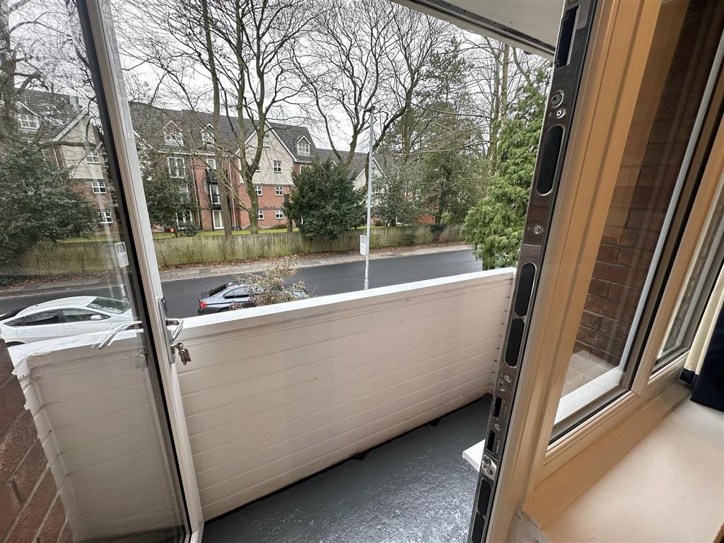 Balcony off Dining Area