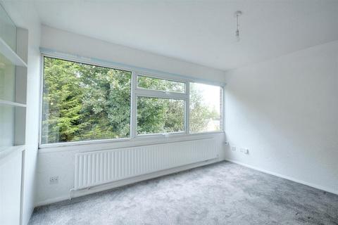 1 bedroom flat for sale, Alwyn Court, Beeston, Nottingham