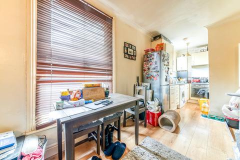 2 bedroom flat for sale, Anerley Road, London, SE20