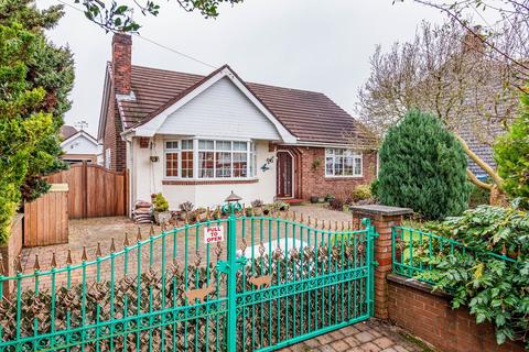 2 bedroom detached bungalow for sale, Davyhulme Road, Davyhulme, Manchester, M41