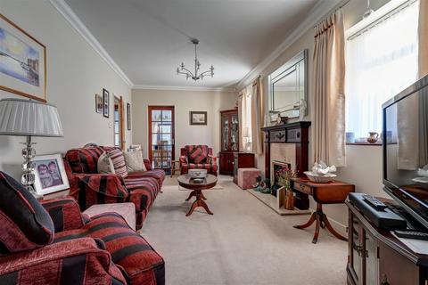 4 bedroom detached house for sale, Busseys Loke, Bradwell, Great Yarmouth