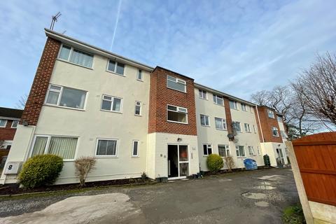 2 bedroom flat to rent, Egerton Park, Wirral CH42