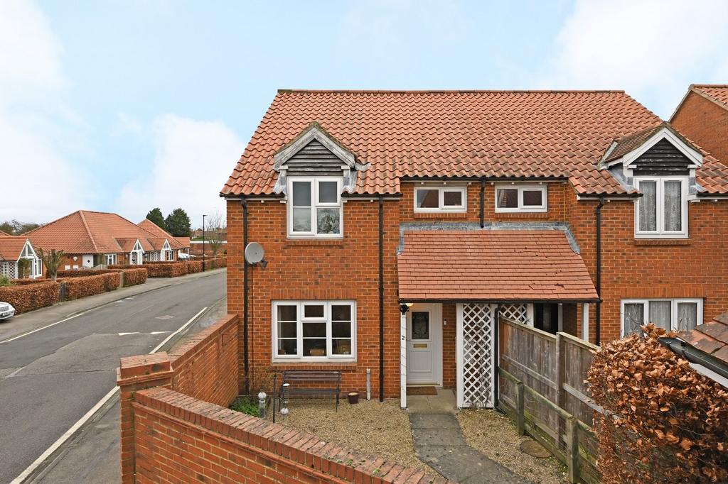 Conifer Close, New Earswick, York, YO32 2 bed semidetached house for