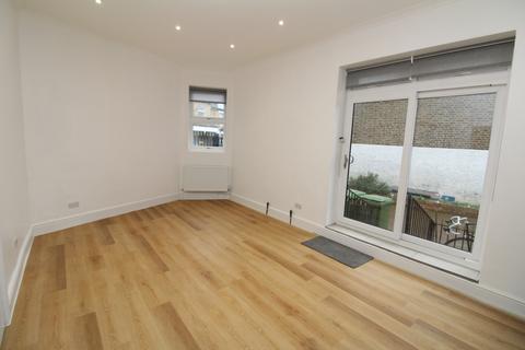 2 bedroom apartment to rent, Astbury Road, Peckham, SE15