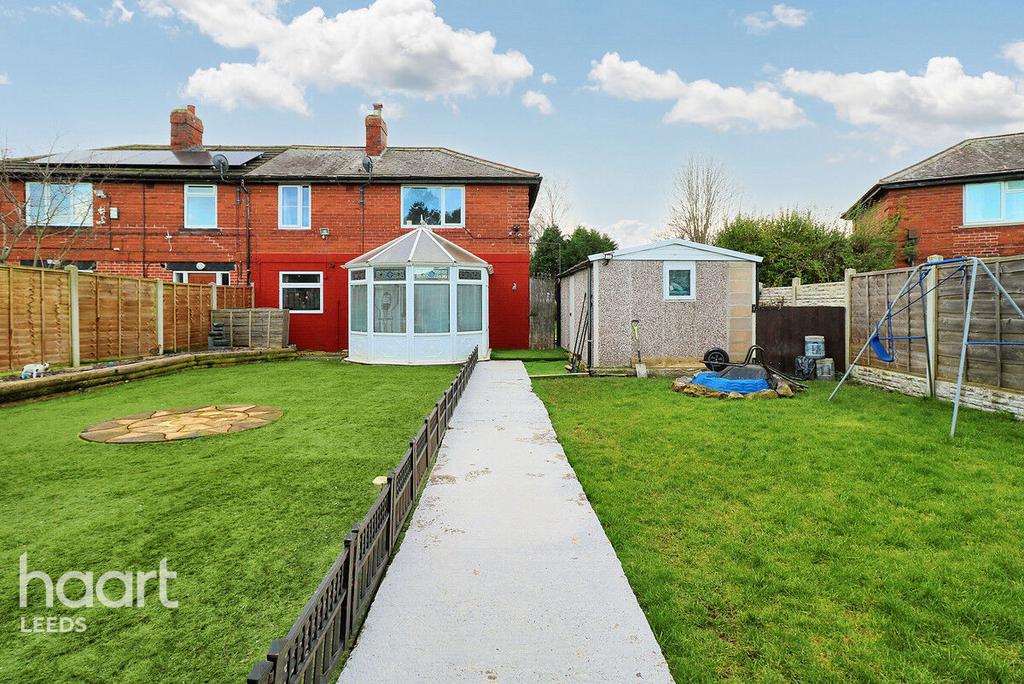 Sixth Avenue, Rothwell 3 bed semidetached house for sale £210,000