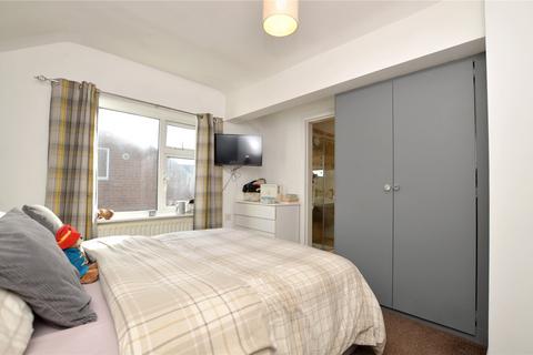 4 bedroom semi-detached house for sale, Half Mile Lane, Leeds, West Yorkshire