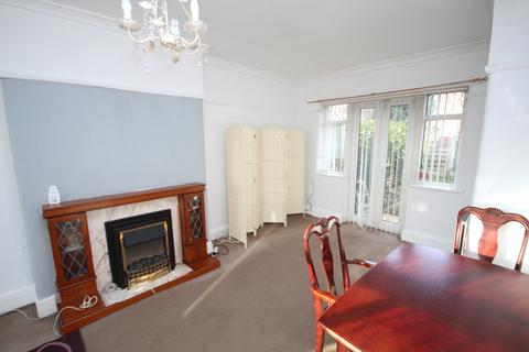 3 bedroom semi-detached house for sale - Barton Road, Stretford, M32 9RW