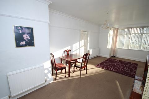 438 Barton Road, Stretford, Manchester, M32 9RW