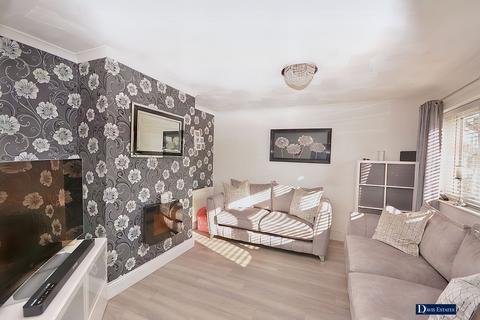 62 Byron Way, Romford, RM3 7PS