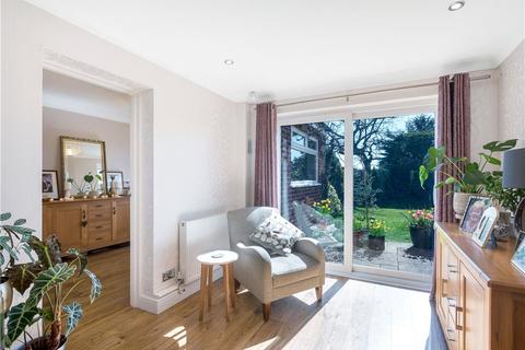 26 Chalet Close, Bexley, DA5 2EY