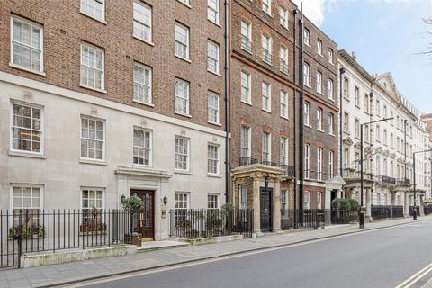 3 bedroom flat for sale, Upper Grosvenor Street, London W1K