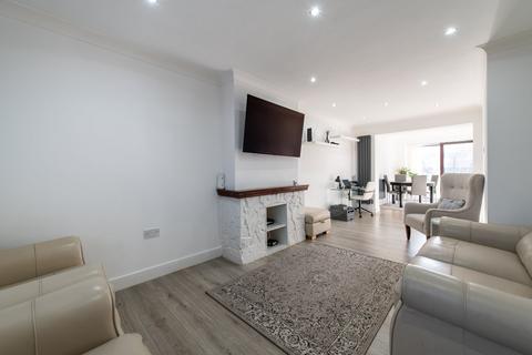 134 Marling Way, Gravesend, DA12 4RE
