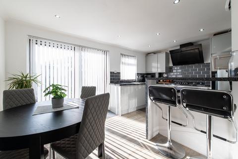 134 Marling Way, Gravesend, DA12 4RE