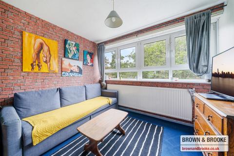 1 bedroom flat for sale, Dornberg Close, London SE3