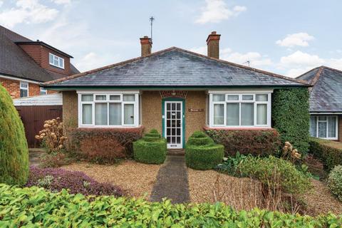 2 bedroom detached bungalow for sale, Chesham,  Buckinghamshire,  HP5