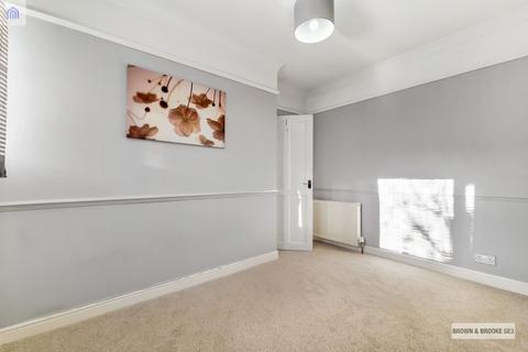 7a Gurdon Road, London, SE7 7RN