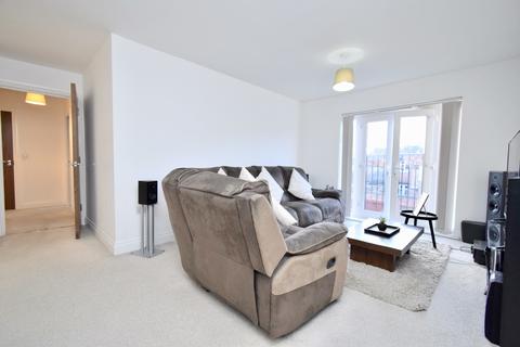 2 bedroom flat for sale, Havelock Gardens, Thurmaston, Leicester, LE4
