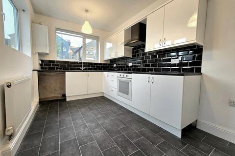3 bedroom terraced house to rent - Beaufort Street, Southend-on-Sea, Essex