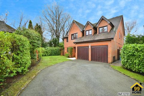 5 bedroom detached house for sale - Bramhall Drive, Stockport, Cheshire, SK7