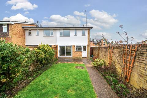 3 bedroom end of terrace house to rent, Copse Road, Cobham, KT11