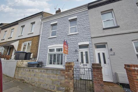 3 bedroom terraced house for sale - Whitfield Avenue, Dover, CT16
