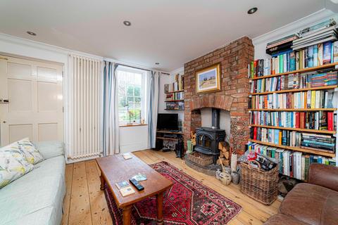 68 Middle Wall, Whitstable, CT5 1BN