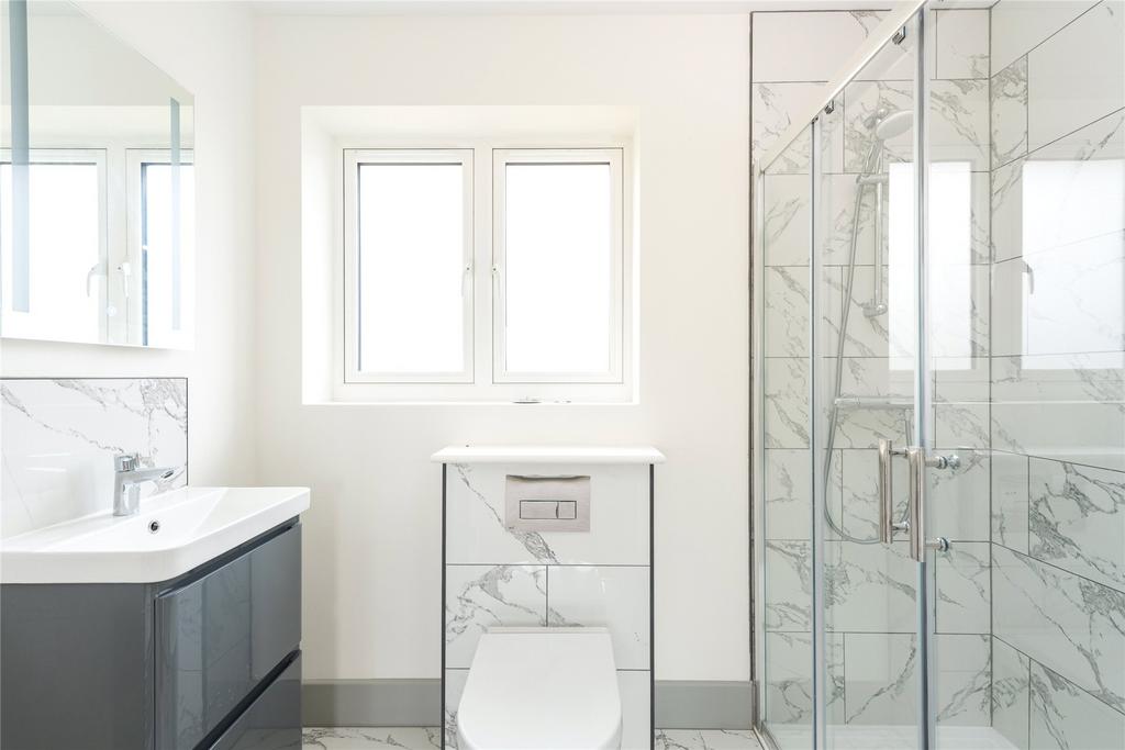 En Suite Shower Room