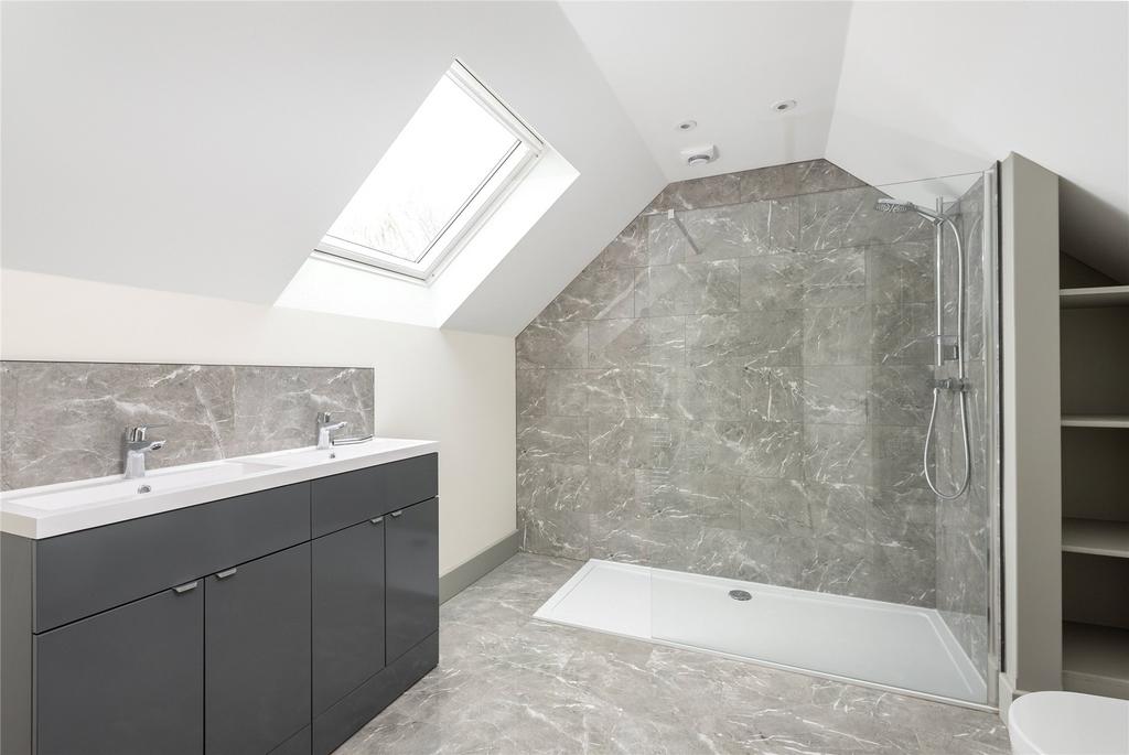 En Suite Shower Room