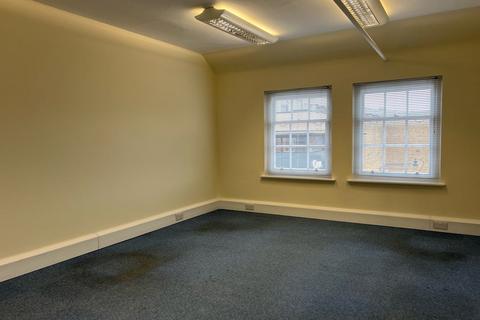 Office to rent, Stevenson House, 17a Tunsgate, Guildford Surreu, GU1 3QT