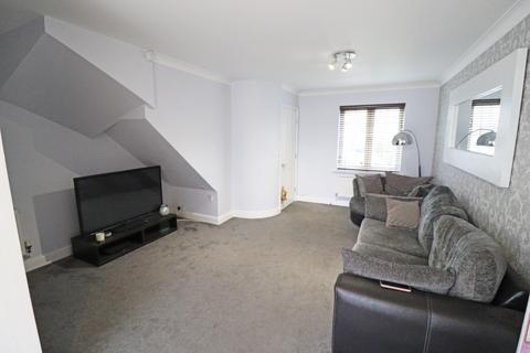 34 Birchfield, North Stifford, Grays, RM16 5UX