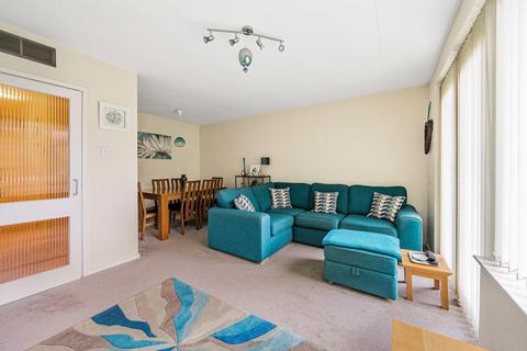 Flat 2, Cambria, 2 Court Downs Road, Beckenham, BR3 6TF