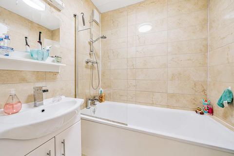 Flat 2, Cambria, 2 Court Downs Road, Beckenham, BR3 6TF