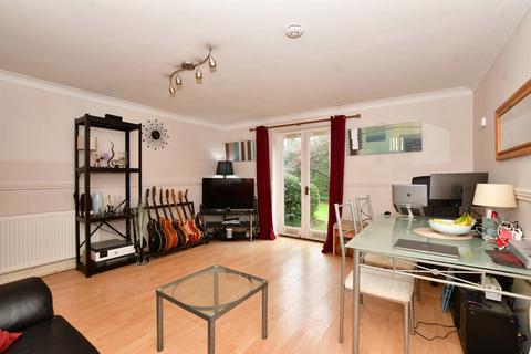1 bedroom ground floor flat for sale, Kingswood Drive, Sutton, Surrey