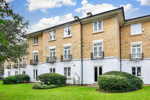 1 bedroom ground floor flat for sale, Kingswood Drive, Sutton, Surrey