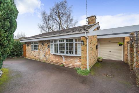 3 bedroom bungalow for sale - Sanctuary Road, Hazlemere, High Wycombe